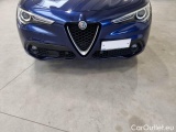  Alfa Romeo   STELVIO ALFA ROMEO / 2017 / 5P / SUV 2.2 TURBO DIESEL 190CV AT8 Q4 BUSINESS #25