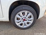  Fiat  Panda FIAT  / 2011 / 5P / BERLINA 0.9 TWINAIR TURBO NATURAL POWER EASY #73