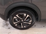  Peugeot  2008 PEUGEOT  / 2019 / 5P / CROSSOVER BLUEHDI 130 EAT8 ALLURE PACK S/S AUT. #69