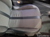 Peugeot  2008 PEUGEOT  / 2019 / 5P / CROSSOVER BLUEHDI 130 EAT8 ALLURE S/S AUT. #14