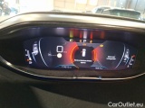  Peugeot  3008 PEUGEOT  / 2020 / 5P / SUV BLUEHDI 130 EAT8 SeS ACTIVE BUSINESS #4