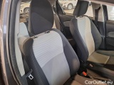  Toyota  Yaris TOYOTA  / 2017 / 5P / BERLINA 1.5 HYBRID BUSINESS #13