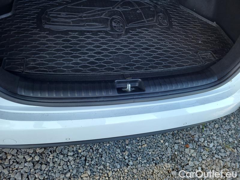  KIA  Cee'd Ceed  (CD) (2018->) Ceed SW 1.5 T-GDI 118 Top #11