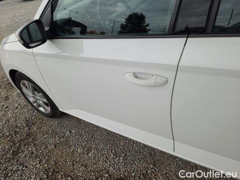  Skoda  Fabia  Combi (2015) Com.1.0TSI 70 Ambition 5d #12