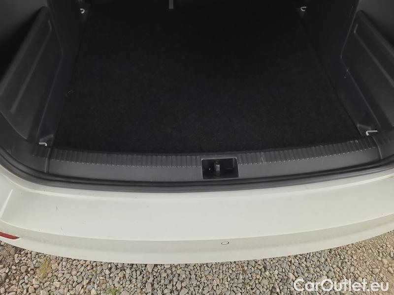  Skoda  Fabia  Combi (2015) Com.1.0TSI 70 Ambition 5d #16