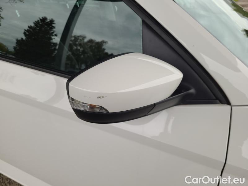  Skoda  Fabia  Combi (2015) Com.1.0TSI 70 Ambition 5d #21