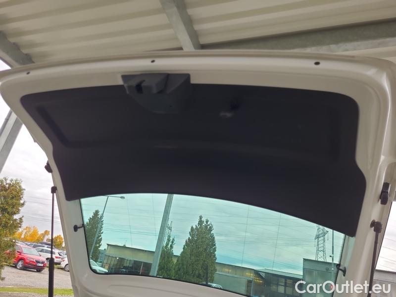  Skoda  Fabia  Combi (2015) Com.1.0TSI 70 Ambition 5d #15