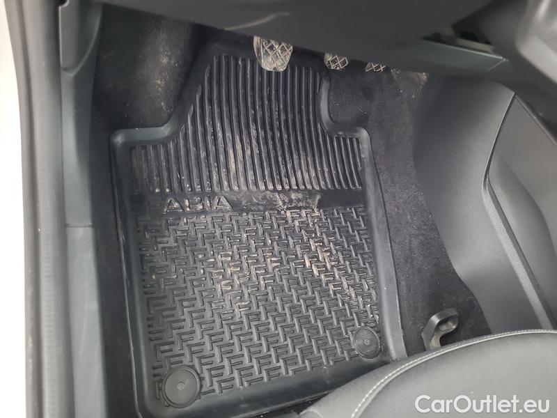  Skoda  Fabia  Combi (2015) Com.1.0TSI 70 Ambition 5d #3