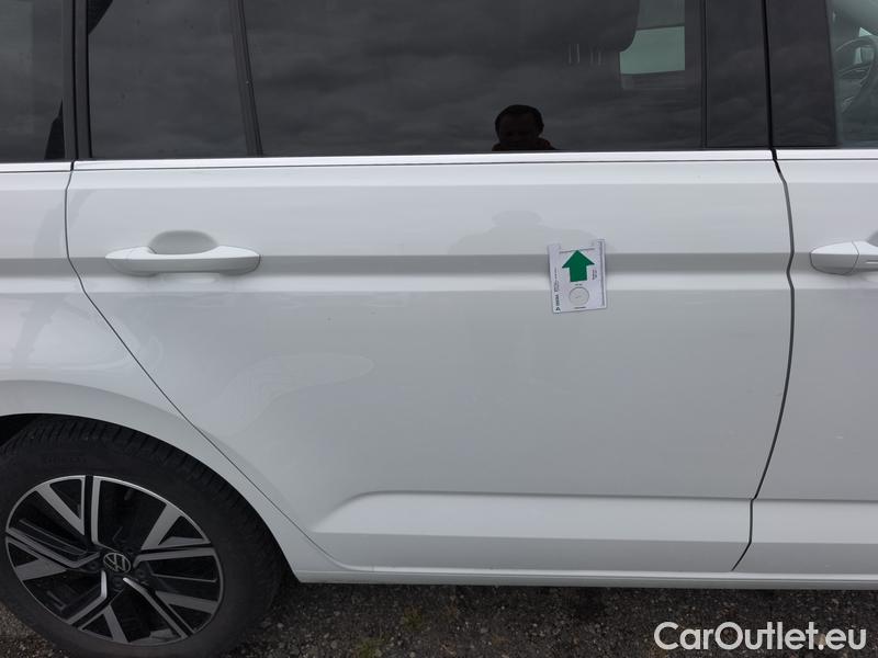  Volkswagen  Touran  (5T1)(2015)  2.0TDI 110 Highline DSG #20