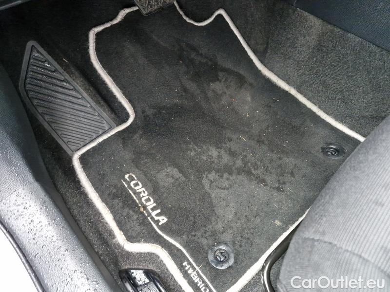  Toyota  Corolla  TouringSports (E21) (2019)  TS 1.8Hyb.Comfort AT #7