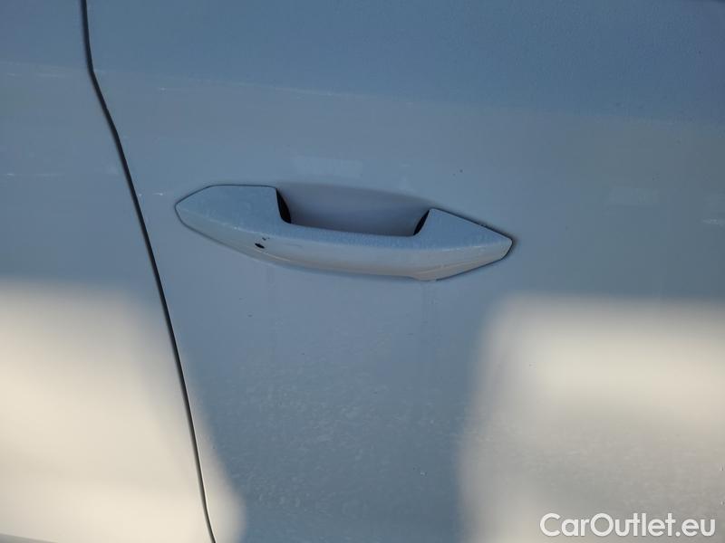  Skoda  Octavia  Combi (NX3)(2020) Oct.Combi 1.5TSI 110 Style #17