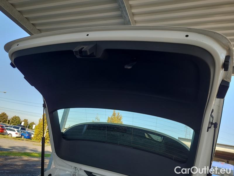  Skoda  Octavia  Combi (NX3)(2020) Oct.Combi 1.5TSI 110 Style #15