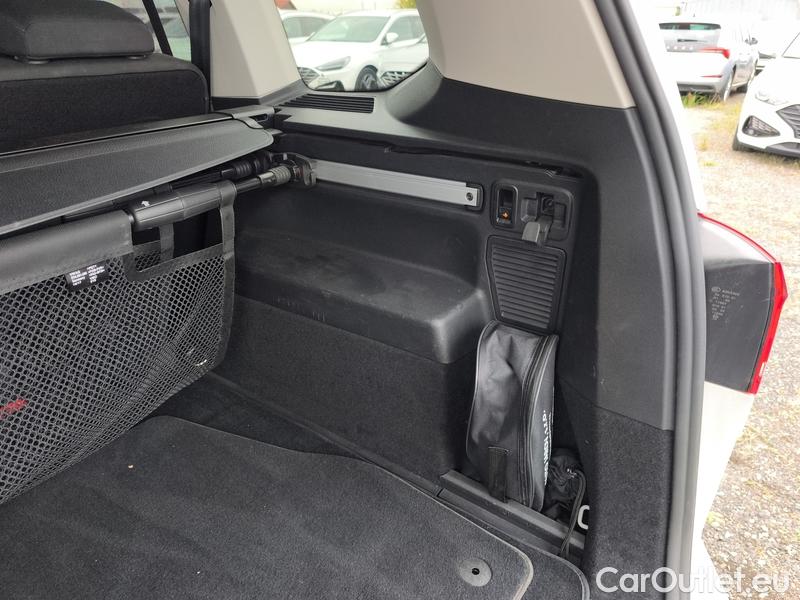  Volkswagen  Touran  (5T1)(2015)  2.0TDI 110 Highline DSG #16