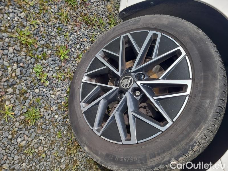  Skoda  Octavia  Combi (NX3)(2020) Oct.Combi 1.5TSI 110 Style #2