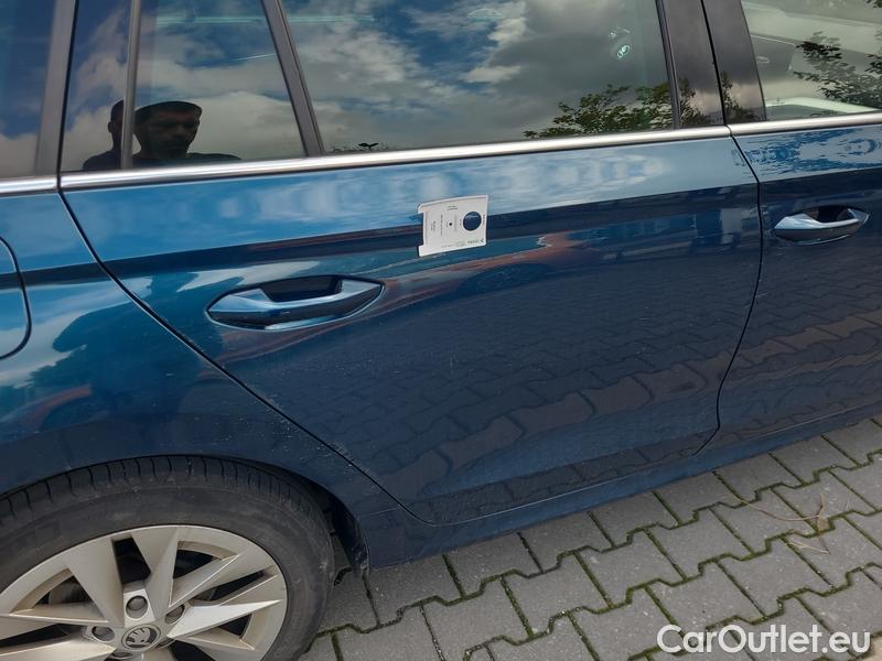  Skoda  Octavia  Combi (NX3)(2020) Oct.Combi 1.5TSI 110 Style #4