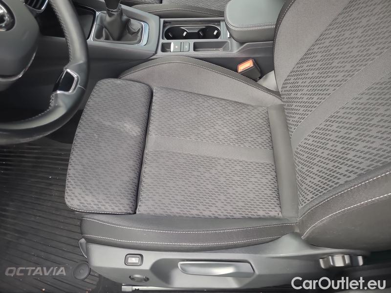  Skoda  Octavia  Combi (NX3)(2020) Oct.Combi 1.5TSI 110 Style #11