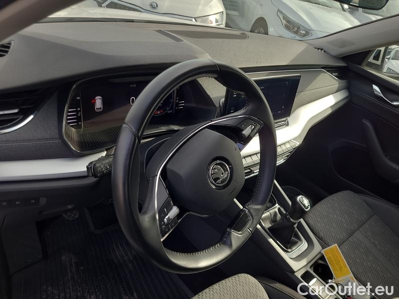  Skoda  Octavia  Combi (NX3)(2020) Oct.Combi 1.5TSI 110 Style #12