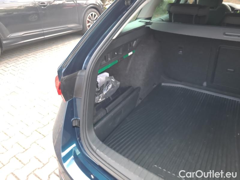  Skoda  Octavia  Combi (NX3)(2020) Oct.Combi 1.5TSI 110 Style #8