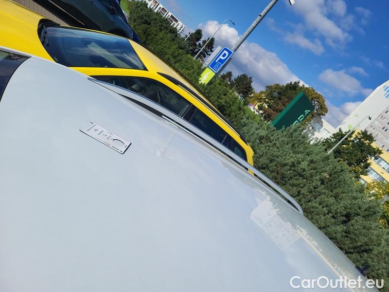  Skoda  Superb  Combi (3V5)(2015) Sup.C.FL2.0TDI 110 Style #18