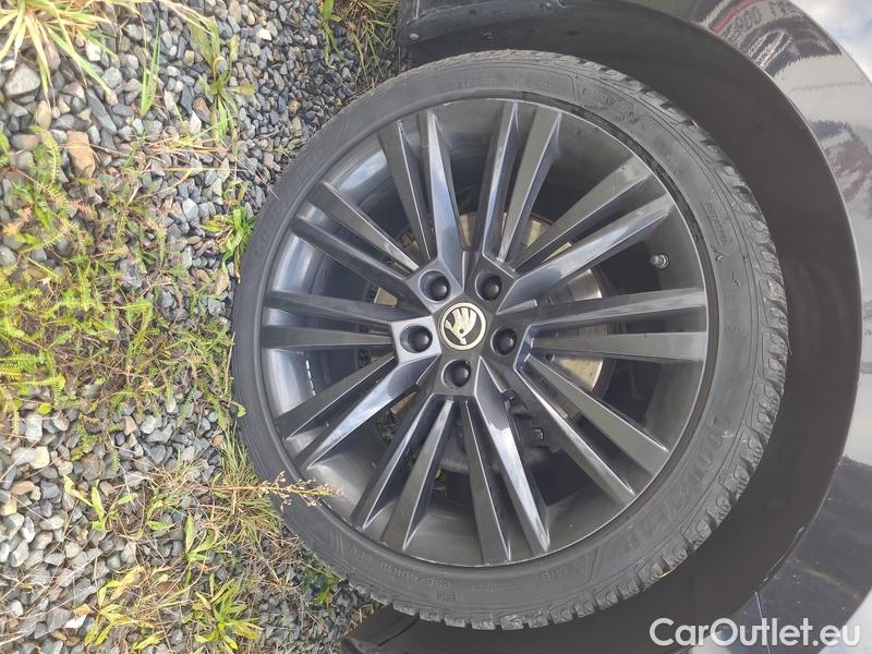  Skoda  Superb  2 (2008) Supe.2.0TDI 147 L&K 4x4 Aut #7