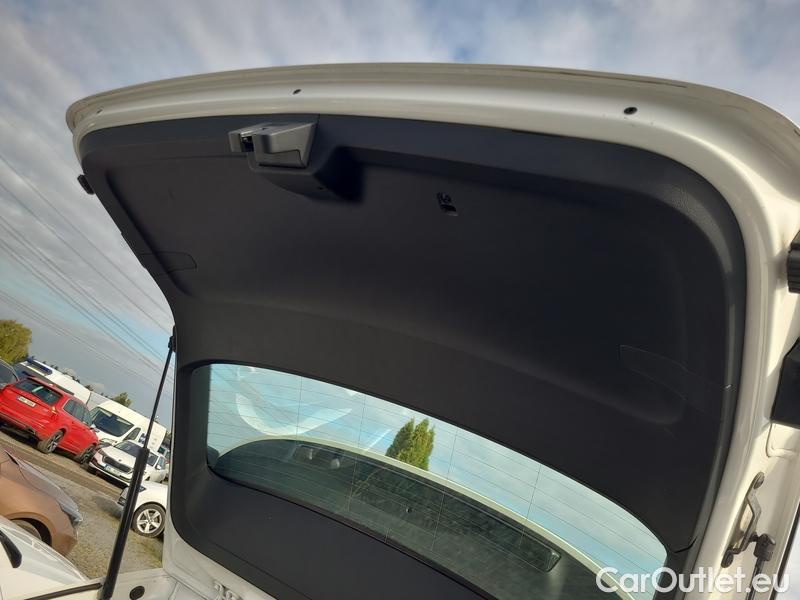  Skoda  Octavia  Combi (NX3)(2020) Oct.Combi 1.5TSI 110 Style #9