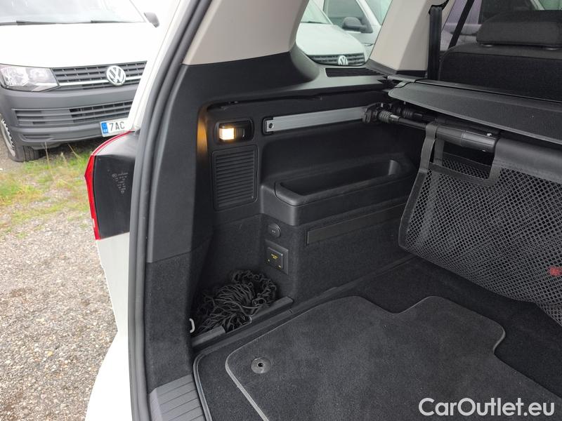  Volkswagen  Touran  (5T1)(2015)  2.0TDI 110 Highline DSG #17