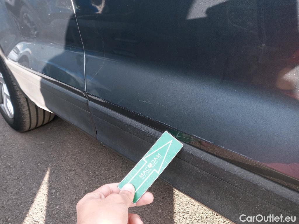  Volkswagen  T-ROC VOLKSWAGEN  / 2017 / 5P / todoterreno Advance 2.0 TDI 110kW (150CV) DSG (AC2) #23