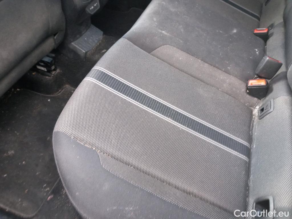  Volkswagen  T-ROC VOLKSWAGEN  / 2017 / 5P / todoterreno Advance 2.0 TDI 110kW (150CV) DSG (AC2) #3