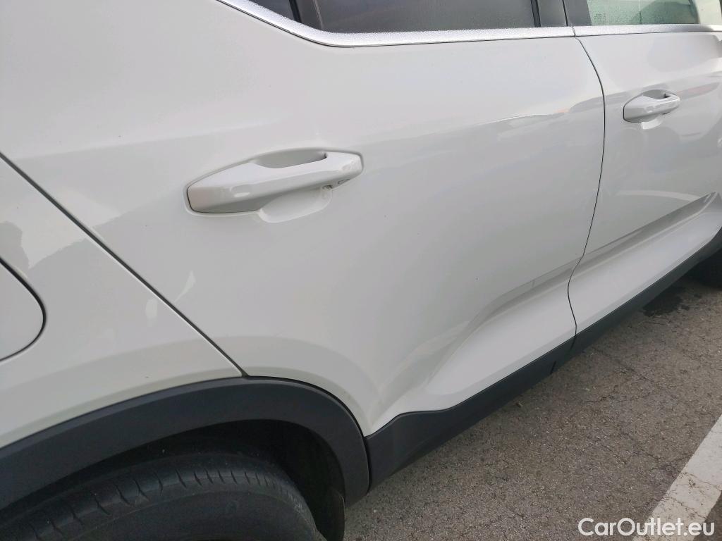  Volvo  XC 40 VOLVO XC40 / 2017 / 5P / todoterreno 1.5 T4 Twin Recharge Inscription Ex Auto #1