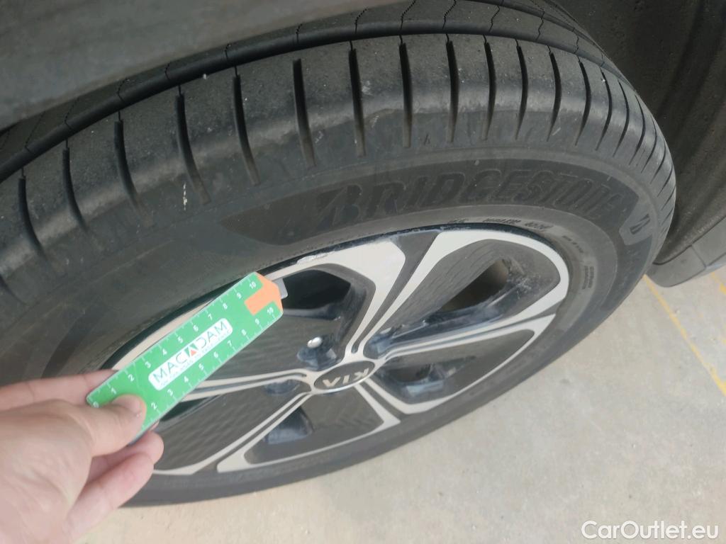  KIA  XCeed KIA  1.6 GDi PHEV 104kW (141CV) eDrive (AC) #44