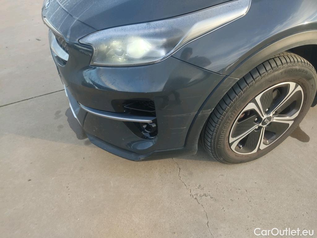  KIA  XCeed KIA  1.6 GDi PHEV 104kW (141CV) eDrive (AC) #30