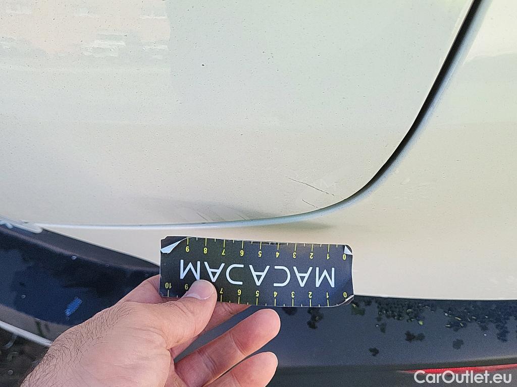  KIA  STONIC KIA  / 2017 / 5P / todoterreno 1.0 T-GDi 88kW (120CV) MHEV iMT Drive #2