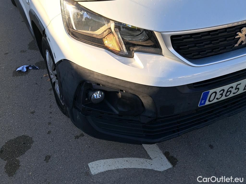  Peugeot  RIFTER PEUGEOT  / 2018 / 4P / combi Active Standard BlueHDi 73kW (IND) #9