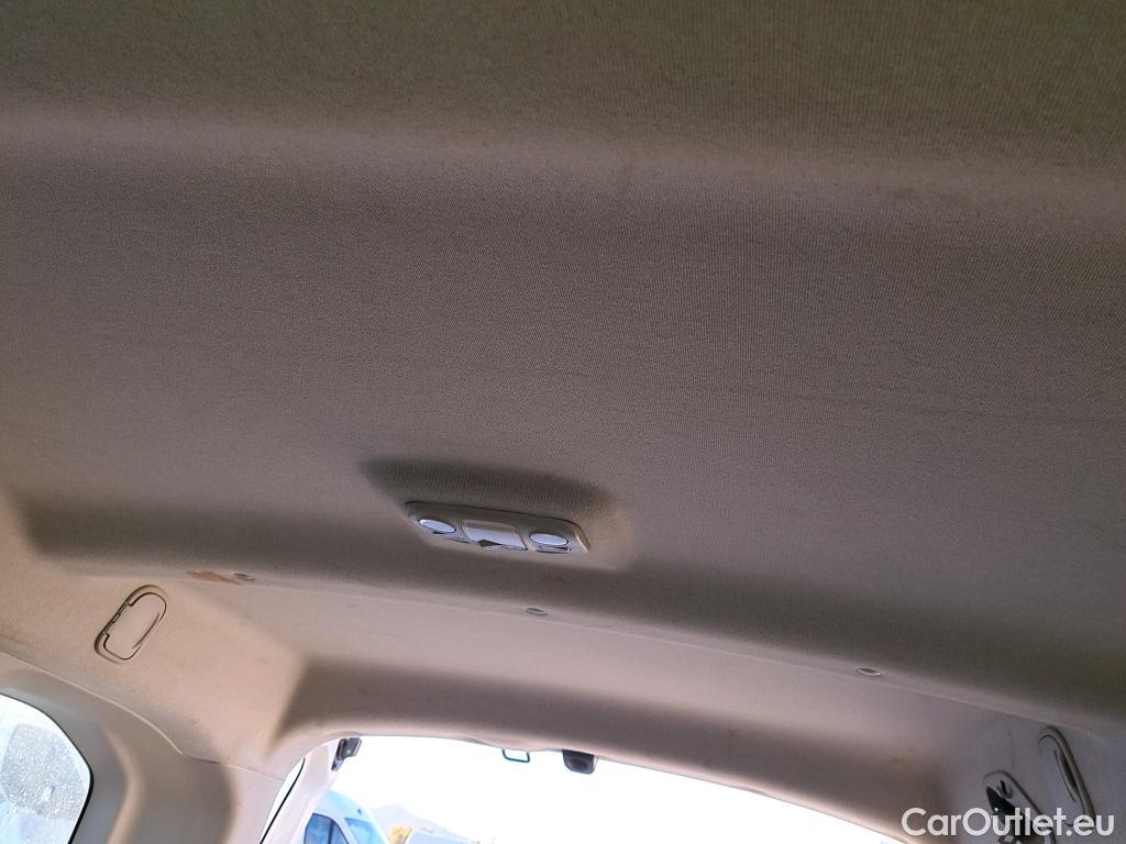  Peugeot  RIFTER PEUGEOT  / 2018 / 4P / combi Active Standard BlueHDi 73kW (IND) #7