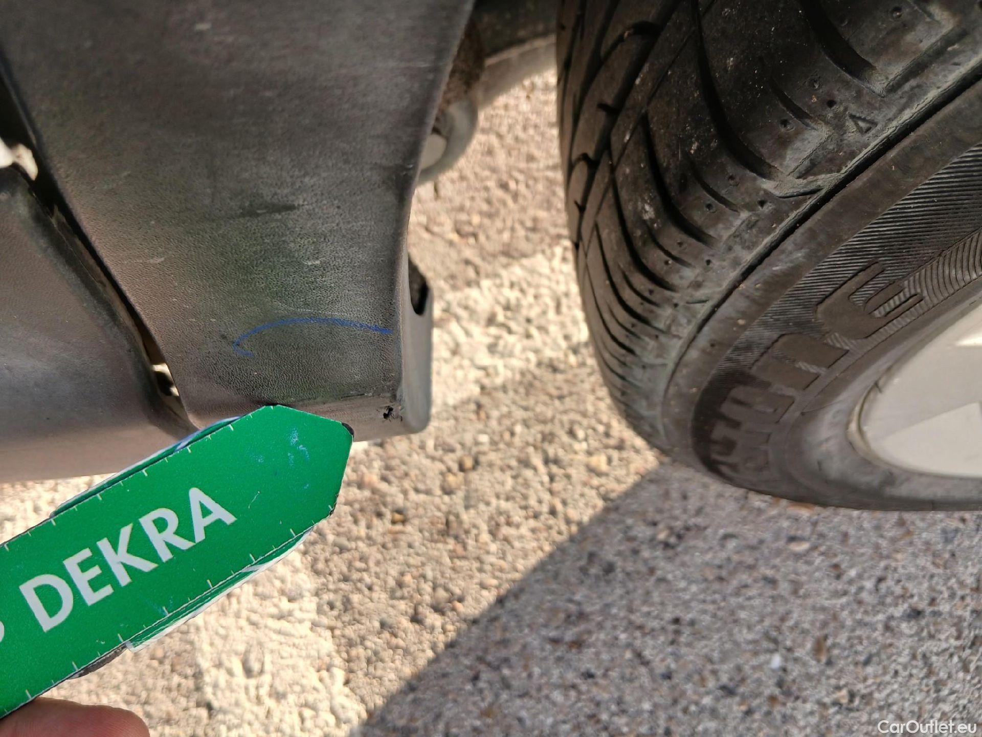  Nissan  Qashqai NISSAN  / 2017 / 5P / todoterreno DIG-T 103 kW (140 CV) E6D ACENTA #22