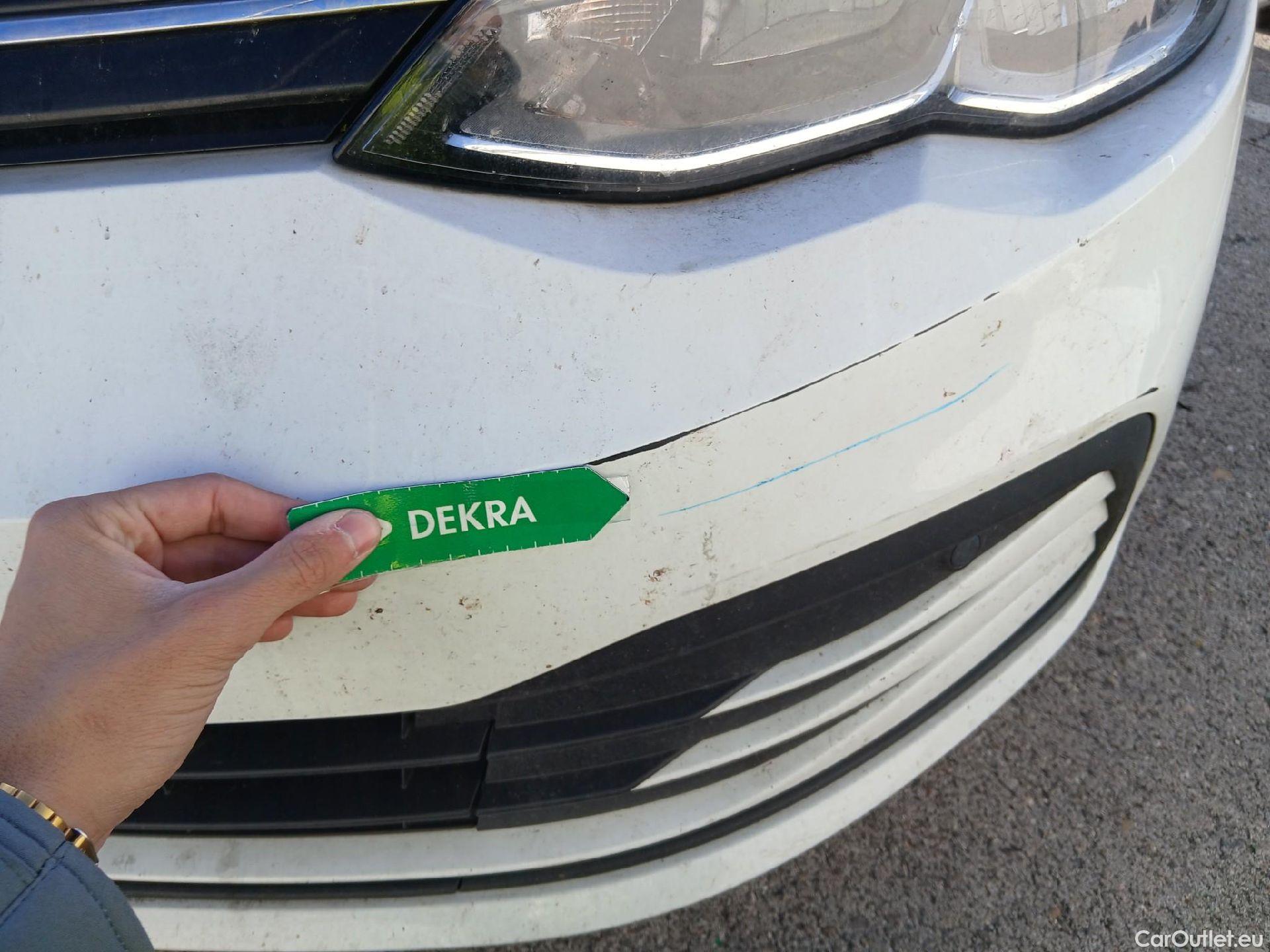  Volkswagen  Golf  VOLKSWAGEN / 2020 / 5P / berlina con portón 2.0 TDI 85kW (115CV) #1