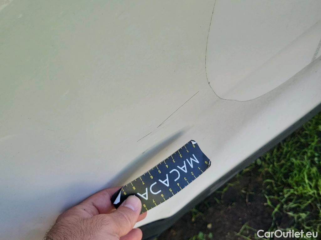  KIA  STONIC KIA  / 2017 / 5P / todoterreno 1.0 T-GDi 88kW (120CV) MHEV iMT Drive #24