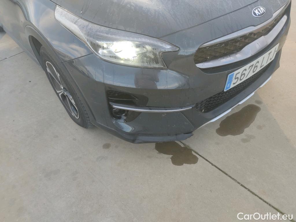  KIA  XCeed KIA  1.6 GDi PHEV 104kW (141CV) eDrive (AC) #11