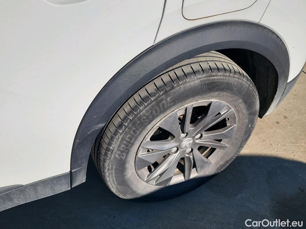  Peugeot  2008 PEUGEOT  / 2019 / 5P / todoterreno Active Pack BlueHDI 81kW (110CV) #34