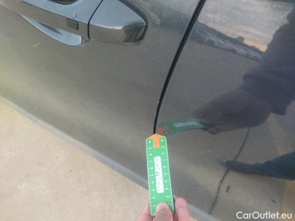  KIA  XCeed KIA  1.6 GDi PHEV 104kW (141CV) eDrive (AC) #4