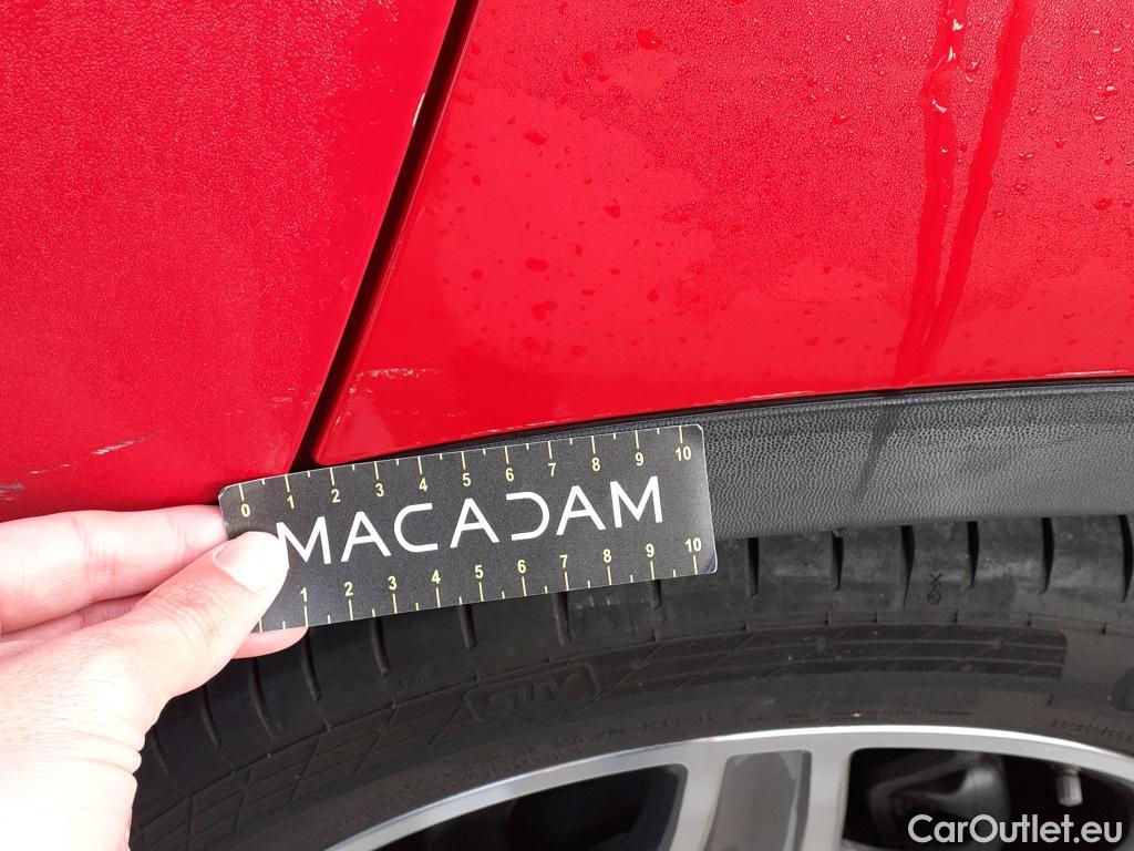  Mercedes  GLA MERCEDES-BENZ Clase  / 2017 / 5P / todoterreno  200 d #25