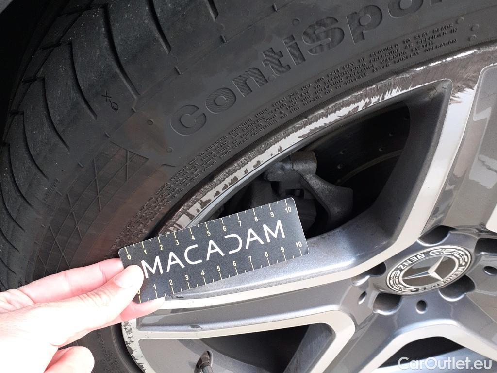  Mercedes  GLA MERCEDES-BENZ Clase  / 2017 / 5P / todoterreno  200 d #2