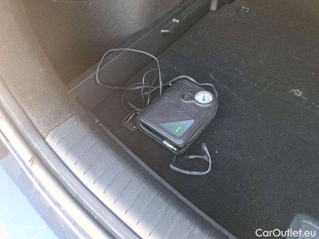  KIA  Cee'd KIA Ceed / 2021 / 5P / berlina con portón 1.0 T-GDi 74kW (100CV) Style Edition #10