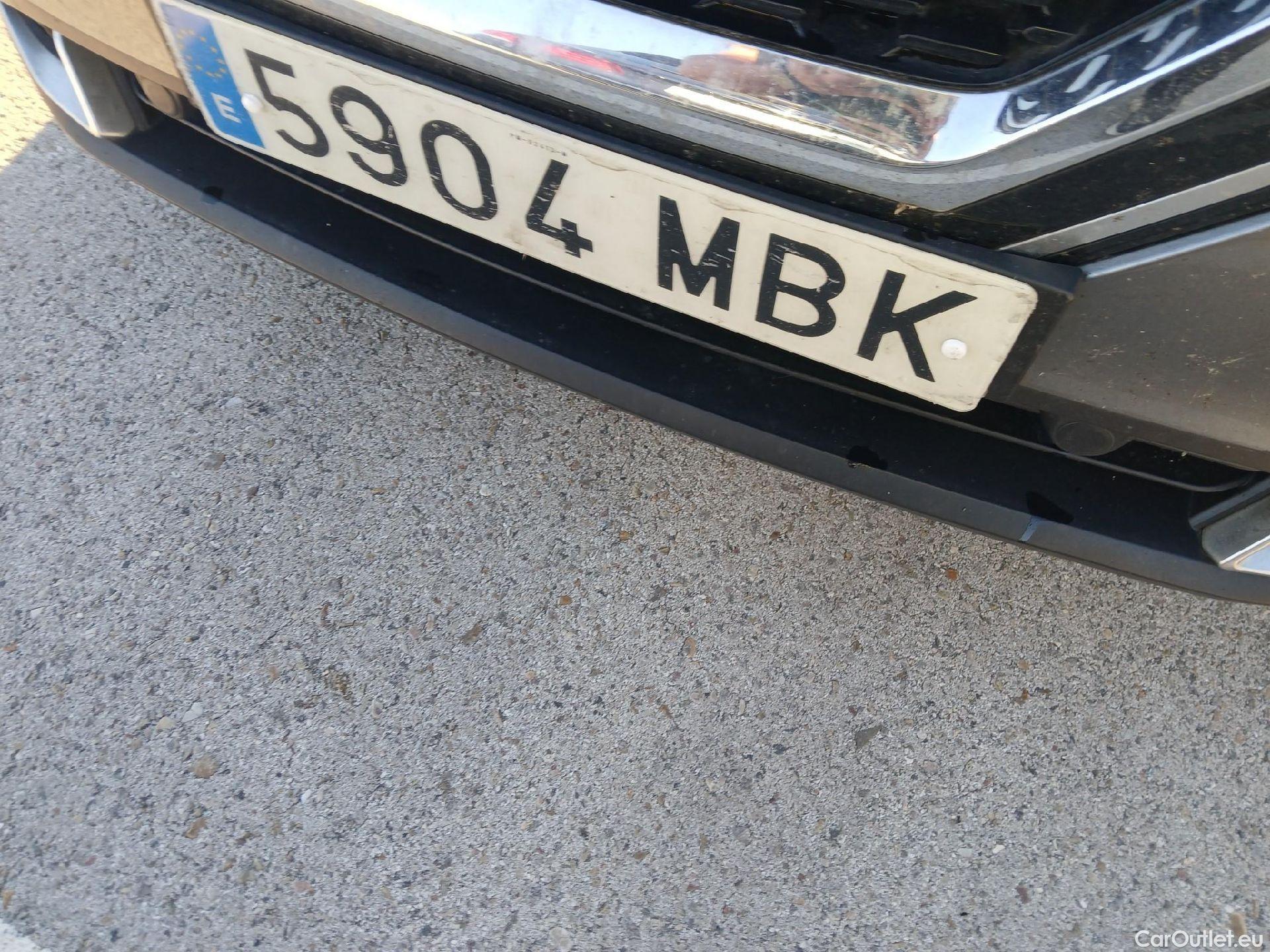  Nissan  Qashqai NISSAN  / 2021 / 5P / todoterreno DIG-T 116kW (158CV) mHEV Xtronic Acenta (AC4) #6