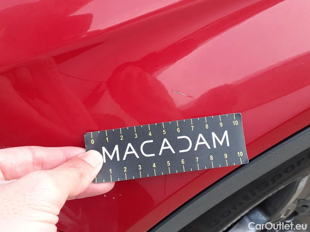  Mercedes  GLA MERCEDES-BENZ Clase  / 2017 / 5P / todoterreno  200 d #27