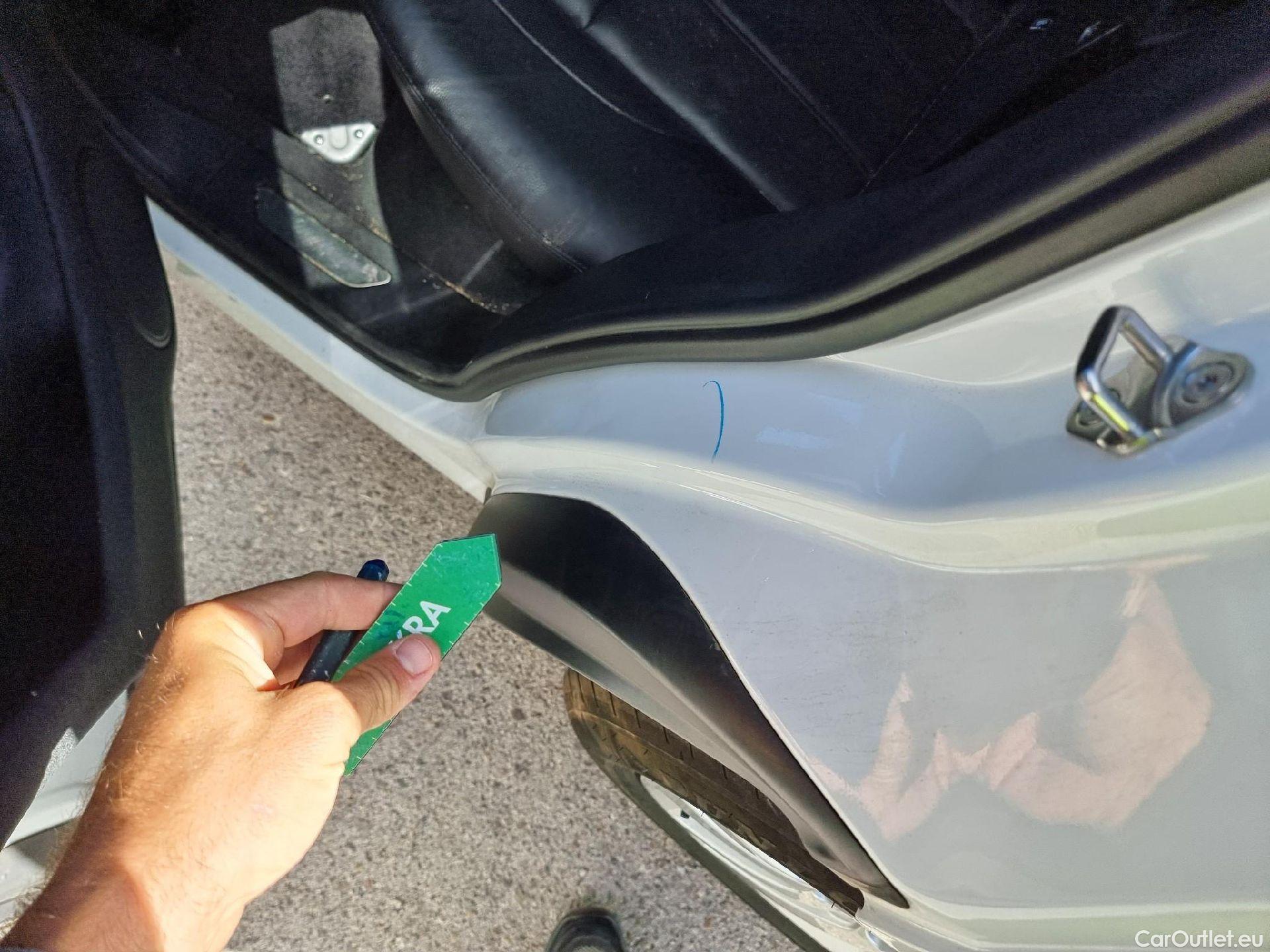  Land Rover  Range Rover LAND ROVER  Evoque / 2015 / 5P / todoterreno 2.0 D163 R-Dynamic S AUTO 4WD MHEV #19