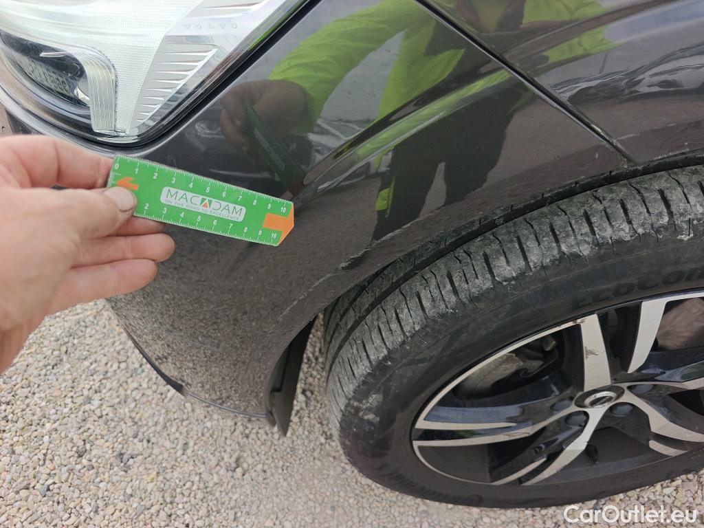  Volvo  XC60 VOLVO  / 2017 / 5P / todoterreno 2.0 T6 AWD Recharge R-Design Auto #24