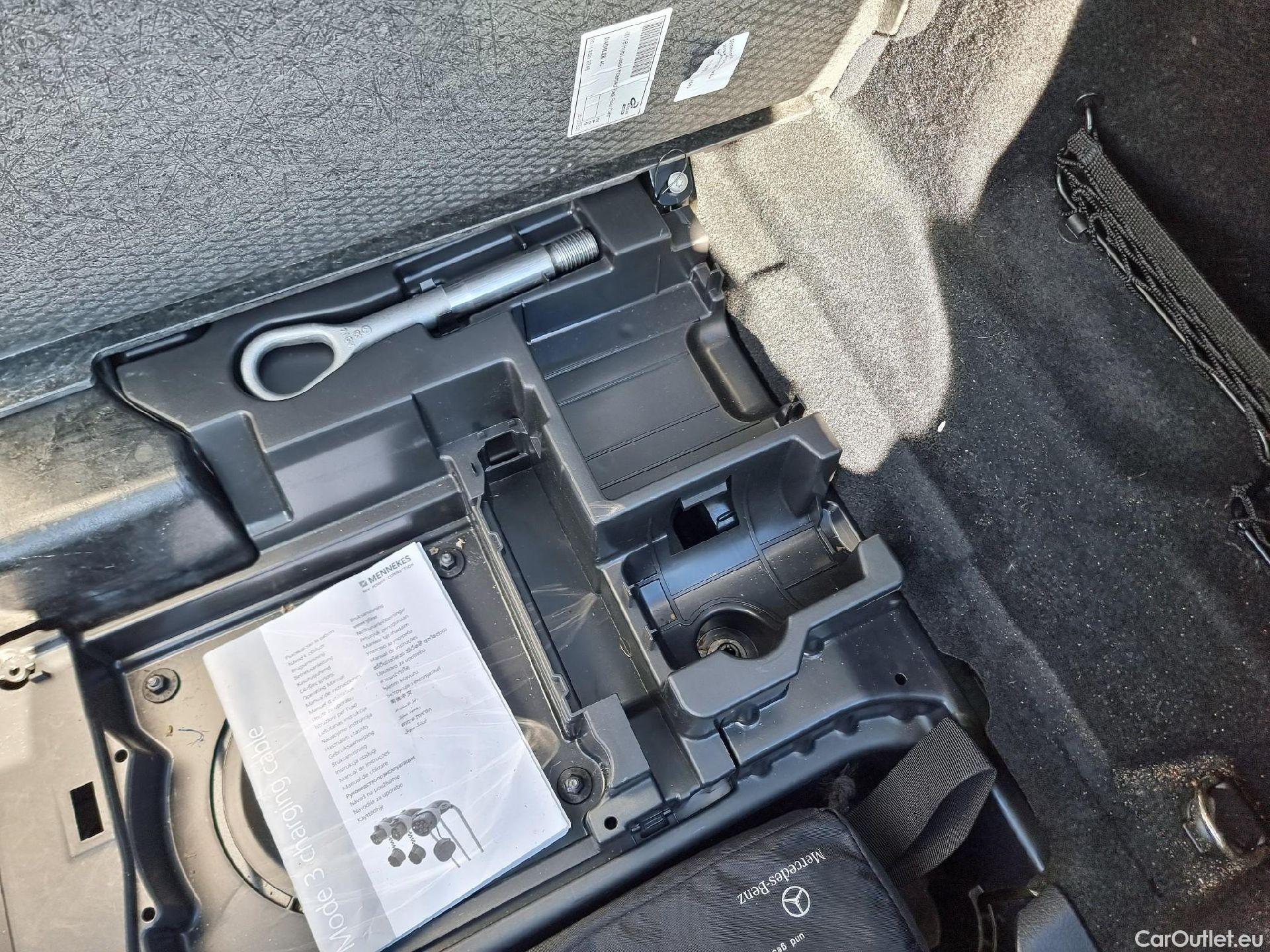  Mercedes  CLA-Klasse Clase CLA CLA 250 e (118.686)AMG 1.3 AMG Line 220CV AT8 E6d #3