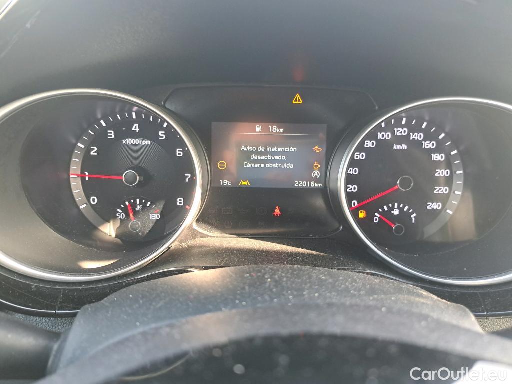  KIA  Cee'd KIA Ceed / 2021 / 5P / berlina con portón 1.0 T-GDi 74kW (100CV) Style Edition #40