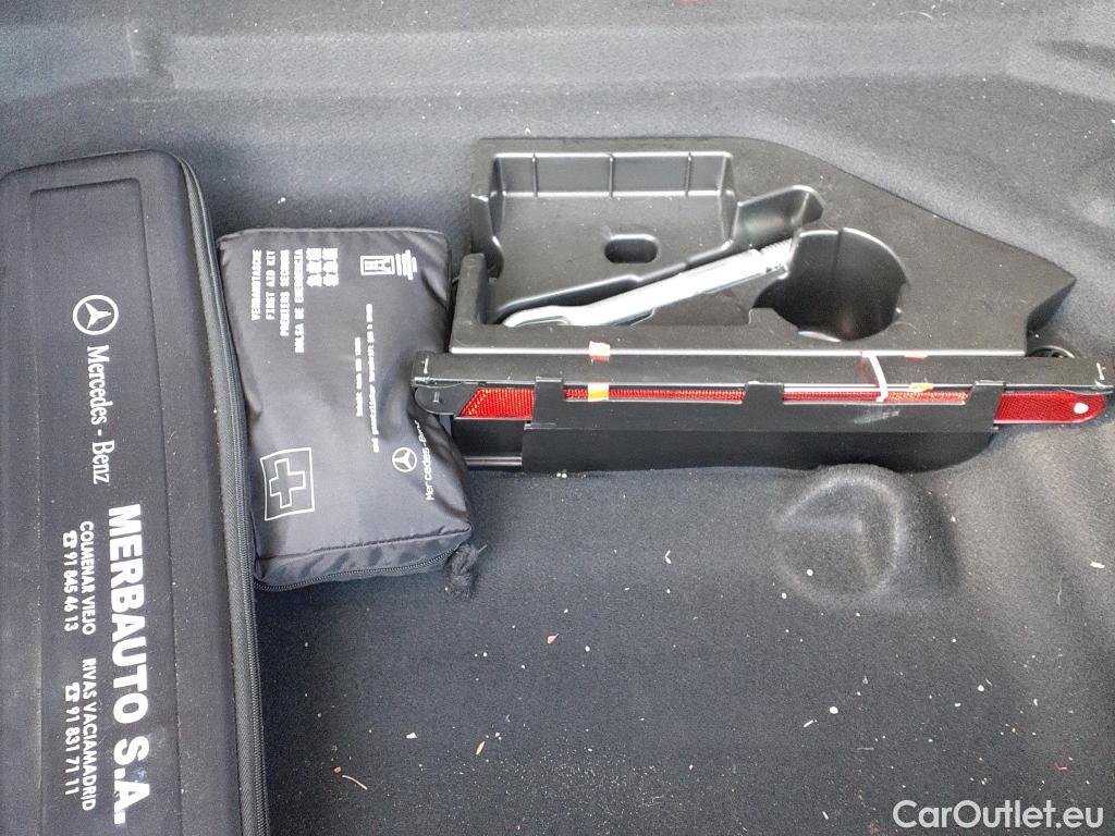  Mercedes  GLA MERCEDES-BENZ Clase  / 2017 / 5P / todoterreno  200 d #21